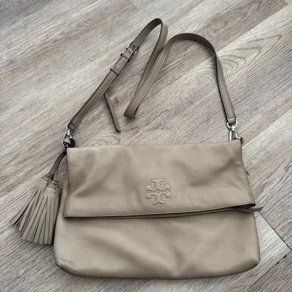 Tory Burch Thea Fold-Over Beige Pebbled Leather Crossbody Bag - Picture 8 of 8